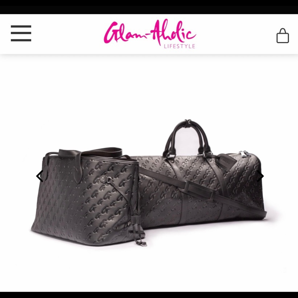 Glamaholic matte black and pink lined travel set